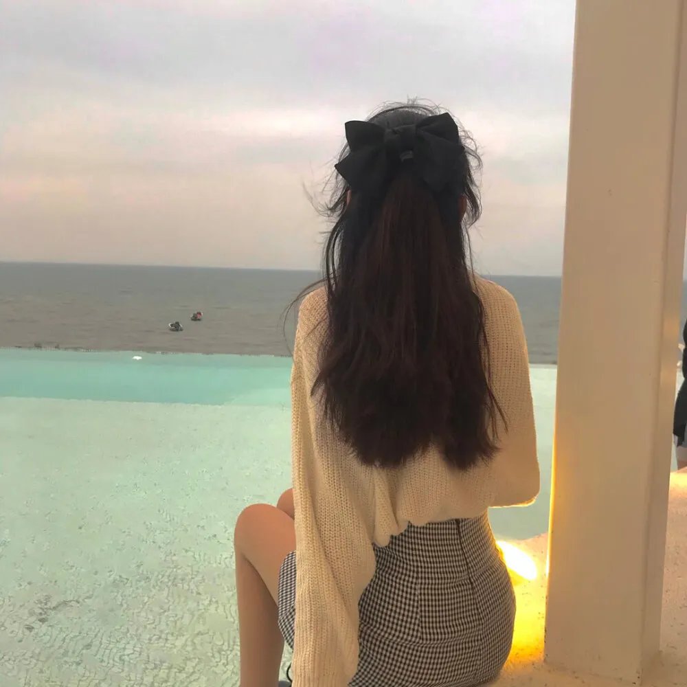阳光只在这里灿烂 海报