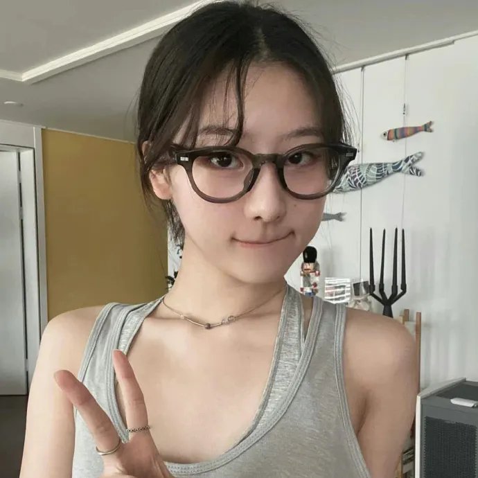 红唇相吻 海报